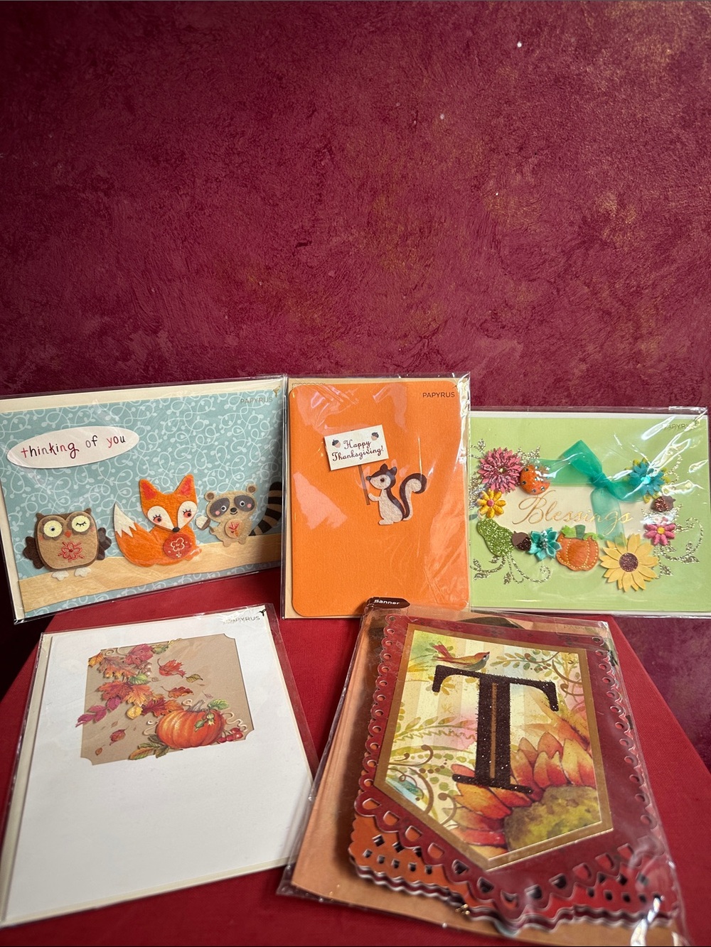 PAPYRUS SET of 4 greeting cards and one Thanksgiving banner. - Picture 2 of 8